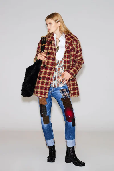 Look 30